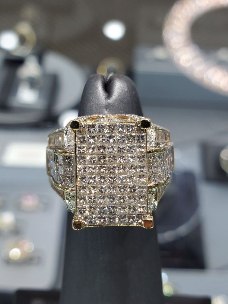 14K Gold with Diamond Ring, 5.0 ct, Princess Cut, Baguettes, Round Diamonds, Solid and Heavy, Unique, Beautiful, Elegant