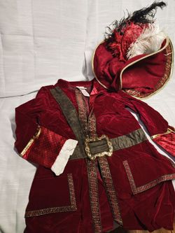 Red Velvet Pirate Captain Costume with Hat