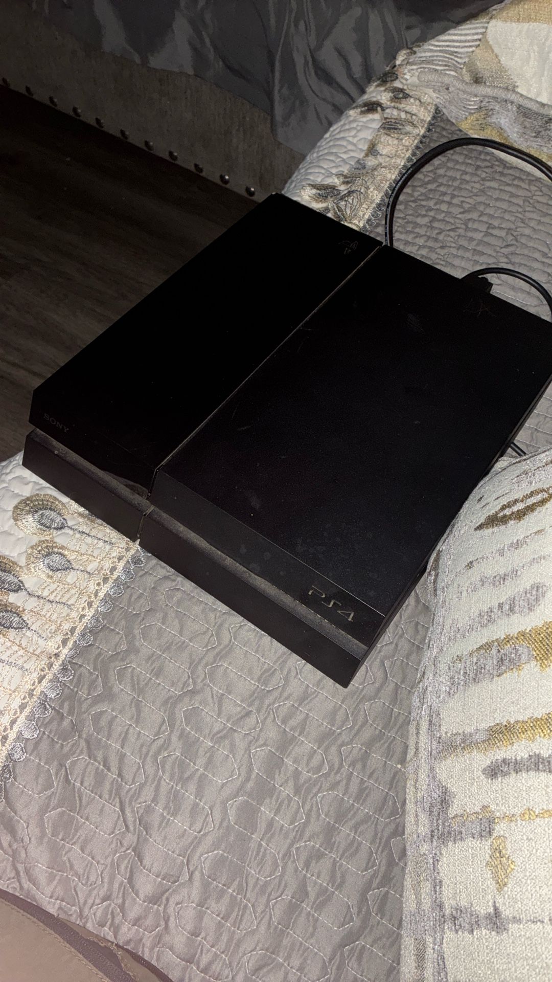PS4