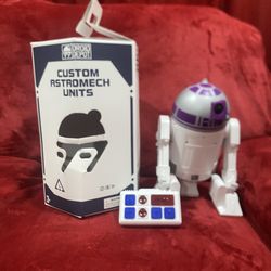 Star Wars Galaxy's Edge Droid Depot Custom Astromech R-Series.