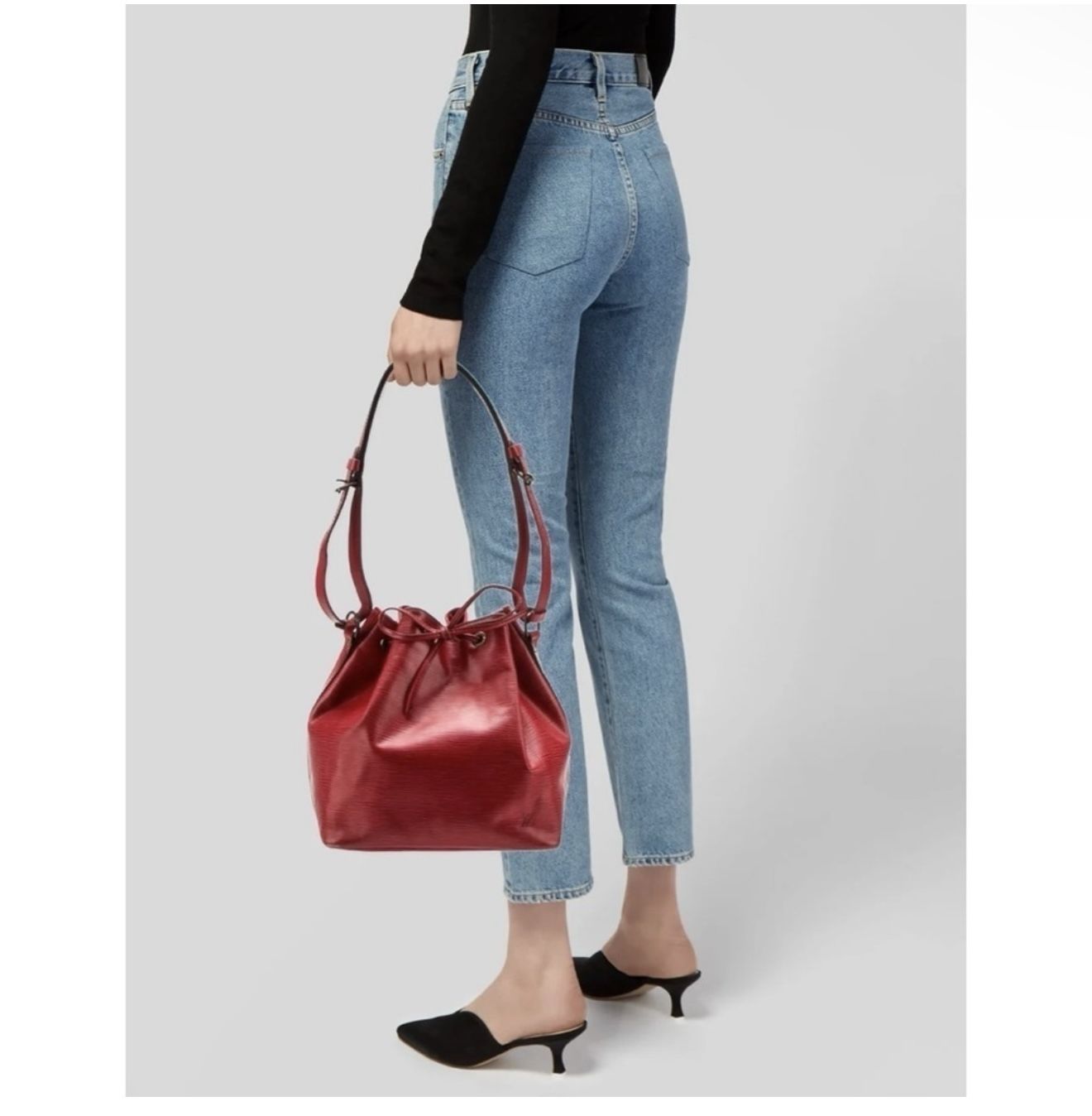 Authentic Louis Vuitton Bucket Bag Red.