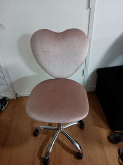 Pink Velvet Heart Desk Chair