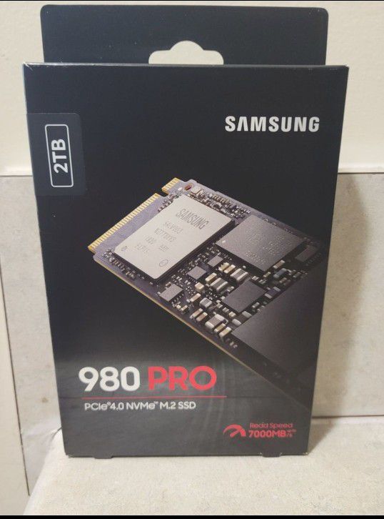 SAMSUNG 980 PRO SSD 2TB PCIe NVMe Gen 4 Gaming M.2 Internal Solid State Drive MZ-V8P2T0B - 2TB