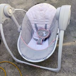 Kids 2 electric swinging chair