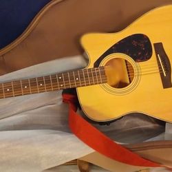 Yamaha FX370C Acoustic Electric Guitar With Case And Strap