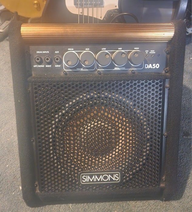 Simmons DA50  Drum and Bass Guitar Amplifier 