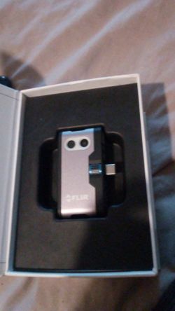 FLIR Thermal Camera for iOS
