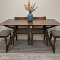 Noble House Dining Table (4 - 6 Seats)