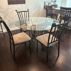 Round Glass Table 4 Chairs Included 