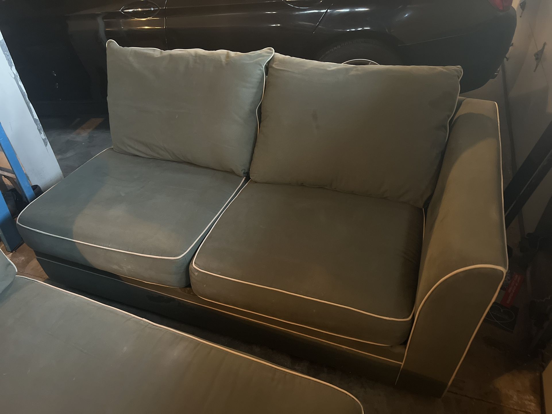 Velvet Futon Couch/Bed W Optional Table