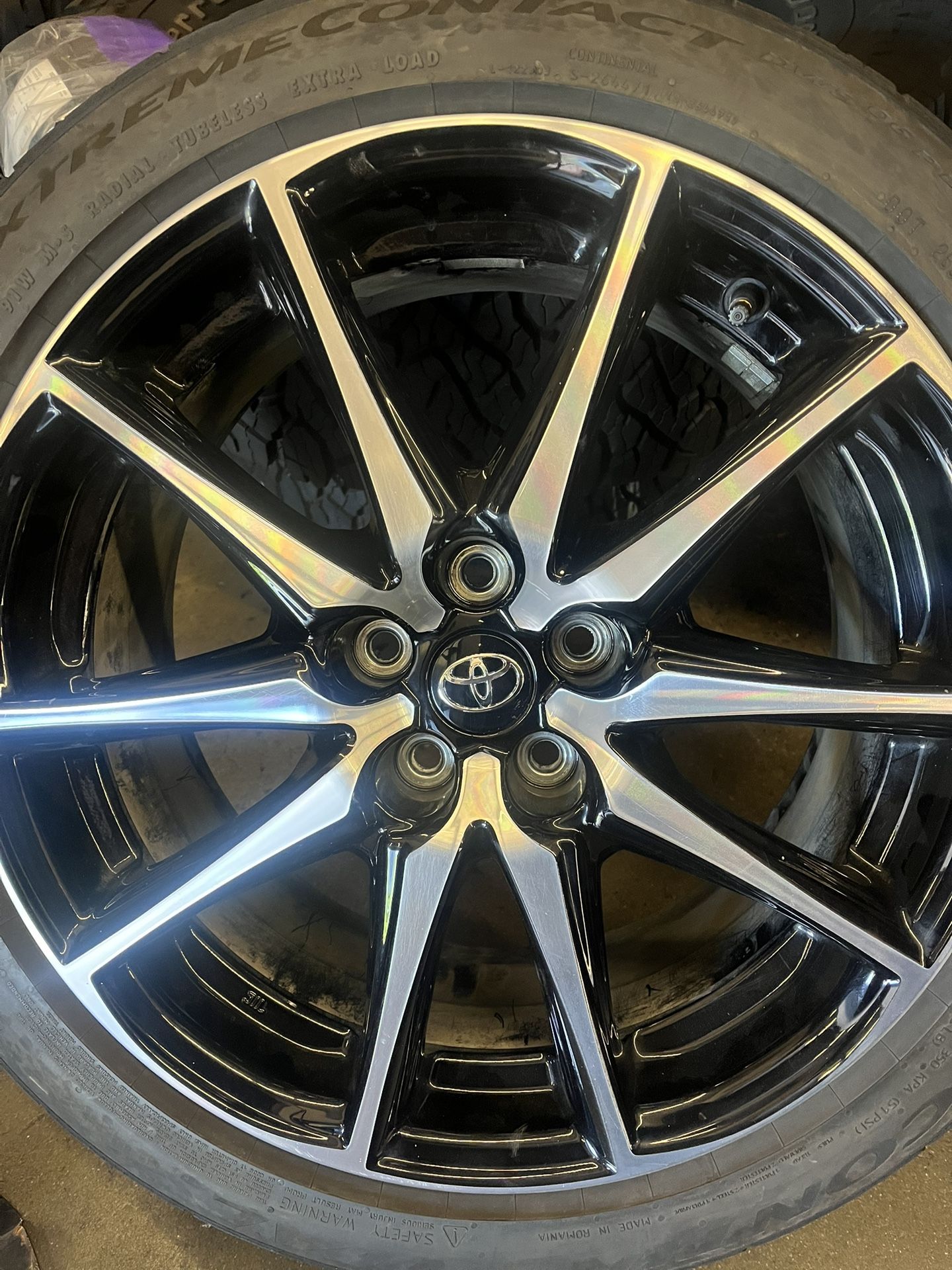 Used Wheels/tires