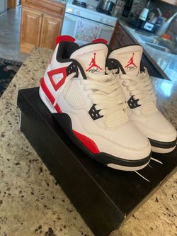 Air Jordan retro 4 red cement size 7