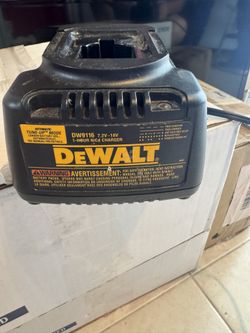 Dewalt 18 V Charger