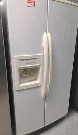 Kenmore Side-by-Side White Refrigerator Fridge
