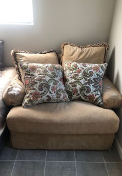 Large lounge chair $40 OBO