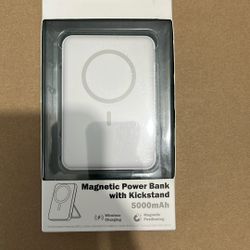 Magnetic Power Bank with Kickstand