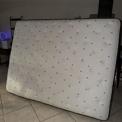 Queen Mattress Barely Used 