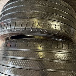 265/50R20 2 used tires michelin 