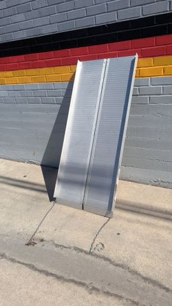 HAUL-MASTER Loading Ramp