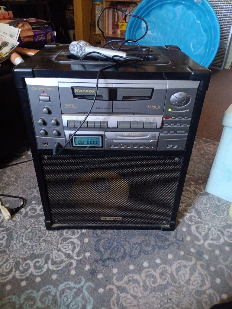 Karaoke RadioShack