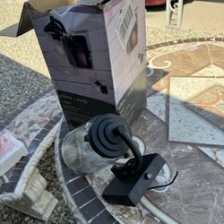 Par De Alimentadores Nuevos Uno Es De 120 Watts El Otro es De 200 Watts Los 2 Nuevos $50 Por Los 2. En El Centro Aproveche 