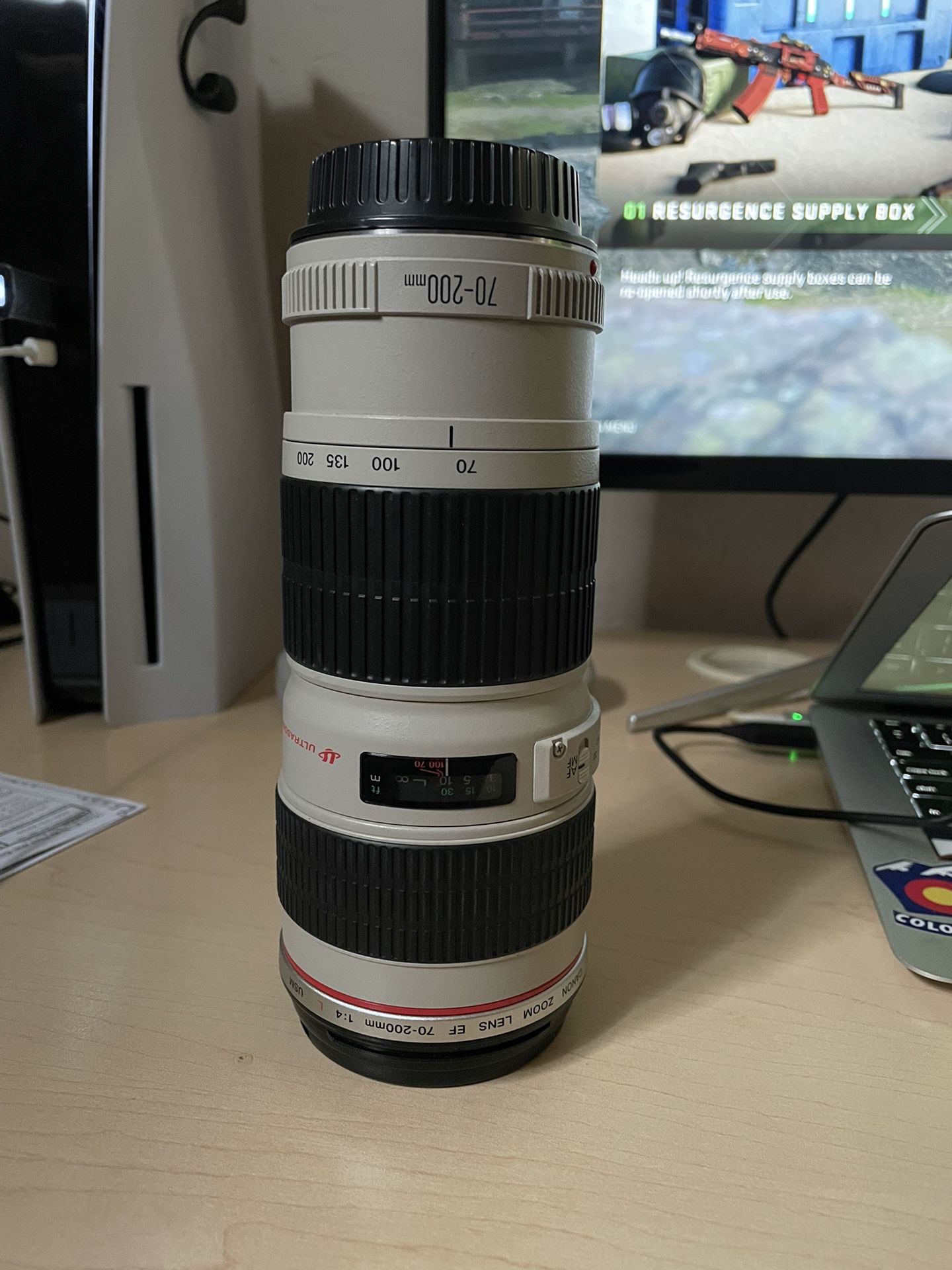 70-200 mm Canon Lens 