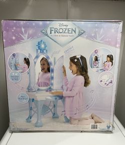 Disney Frozen icy glow and glamour vanity