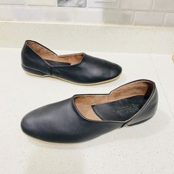 Draper of Glastonbury Spencer Slippers Men Black Leather Slip-On Almond Toe Size 12. Excellent condition and well maintained. Please check all beautif