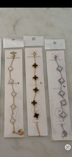 Clover leaf bracelets