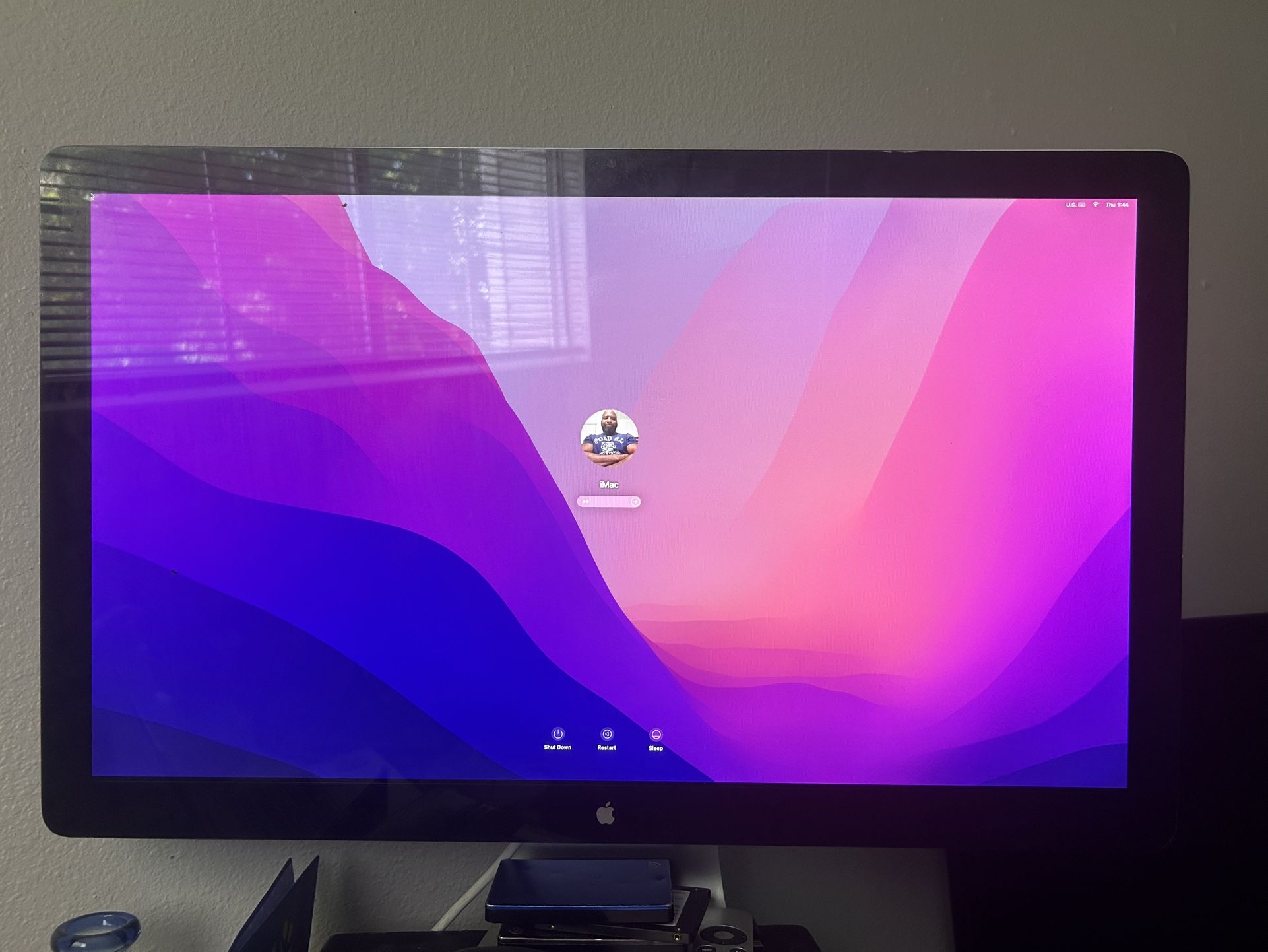 27 inch Mac display monitor