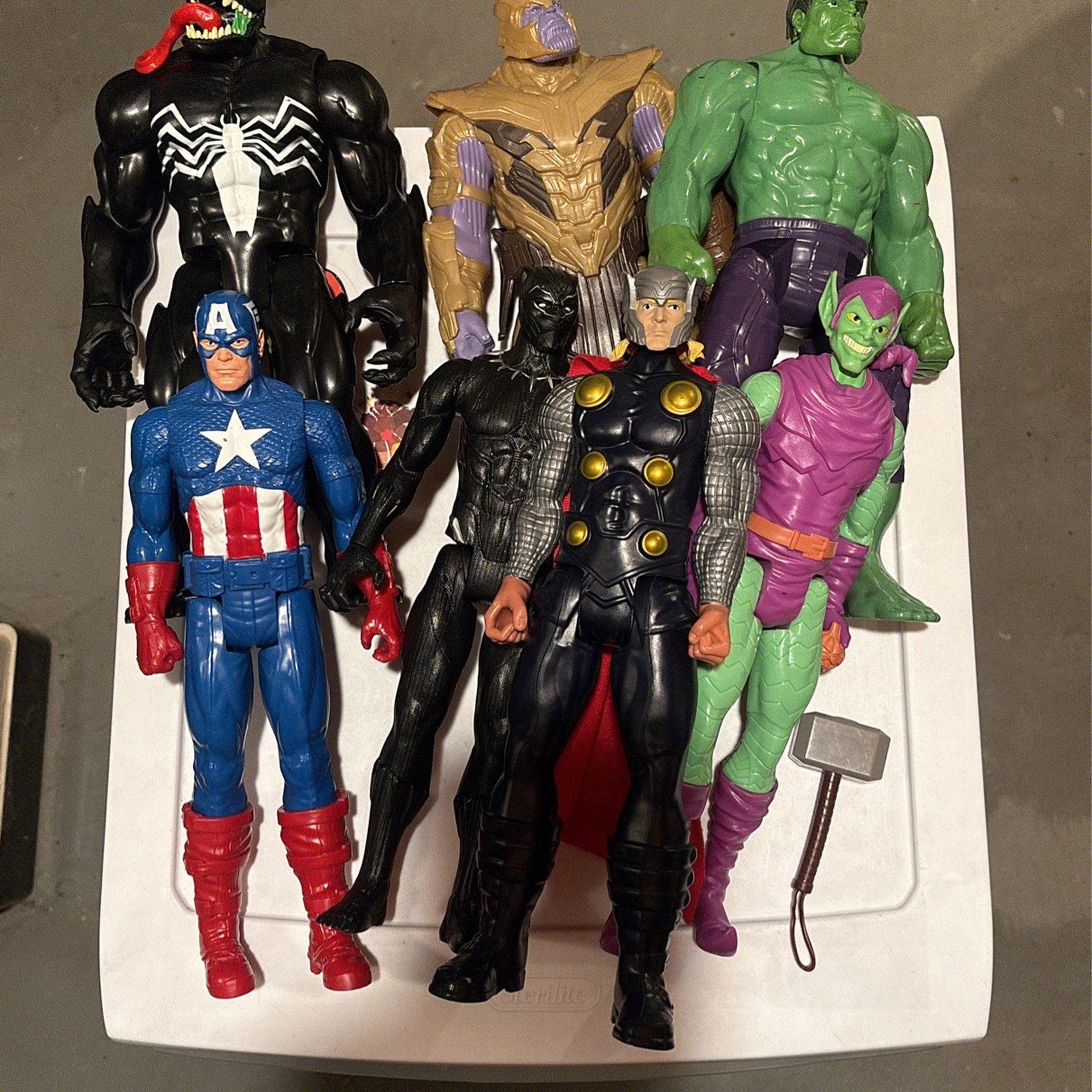 Action Figures 