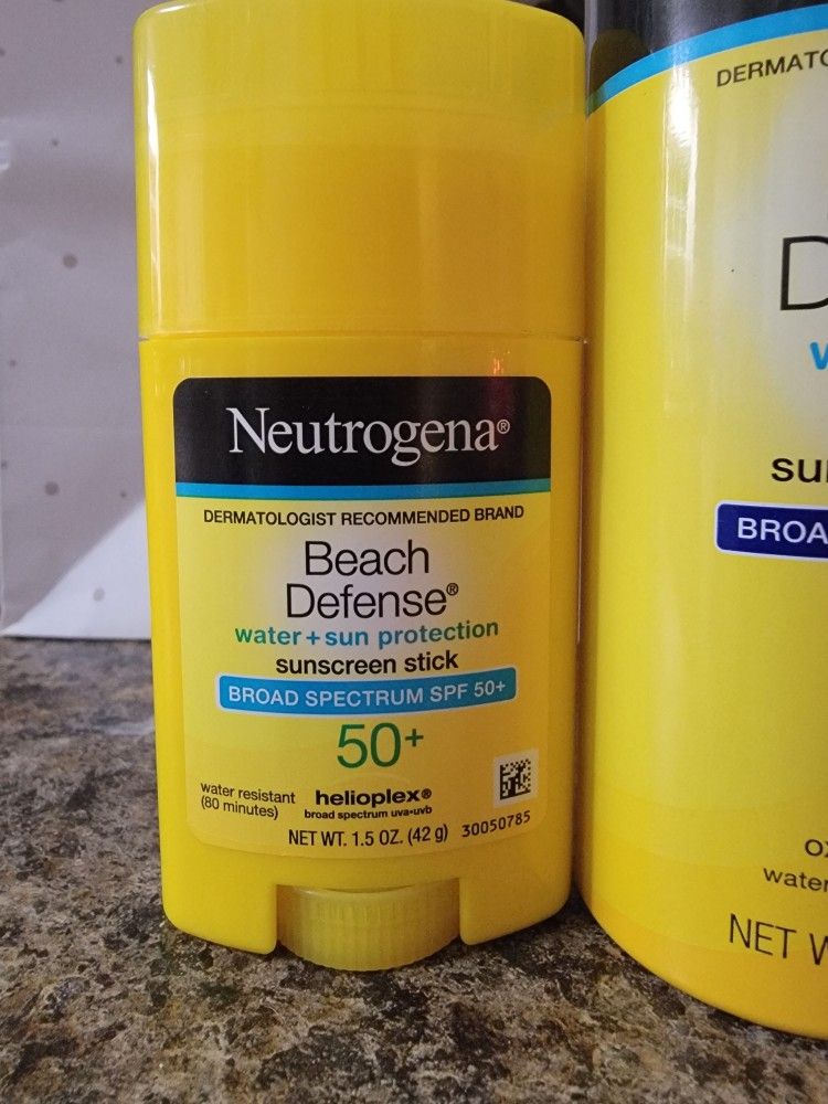 Neutrogena Beach Defense 70 Spf Sunscreen And 50 Spf Deodorant Stick