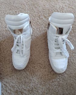 White High Top Sneakers size 10.5
