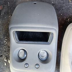 NBS Lbz Dome Light Overhead GM 2003