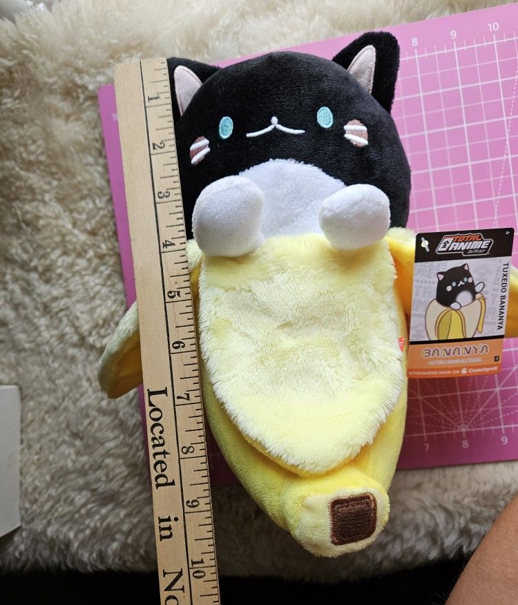 PLUSHIE TUXEDO BANANYA CAT
