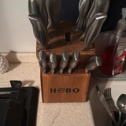 Knife Set With Block