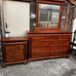 Dresser and night stand🔥