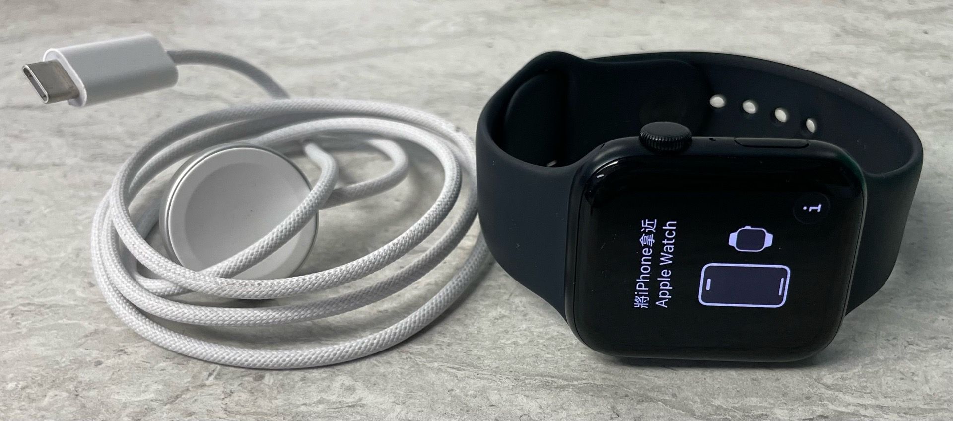 Apple Watch SE 3rd Generation 44MM Midnight Aluminum Black Sports Band GPS+Cellular W/Charger A3328