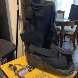 Large walking boot