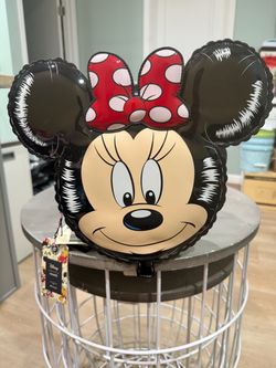 Macys x Disney Minney crossbody/backpack