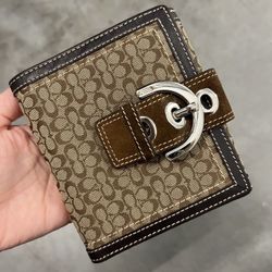 Like New Vintage Coach Wallet