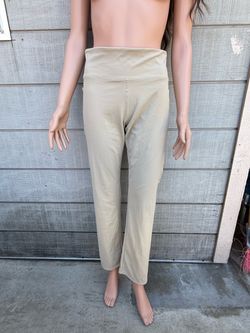 Women’s Jockey mid rise flare yoga pants size medium
