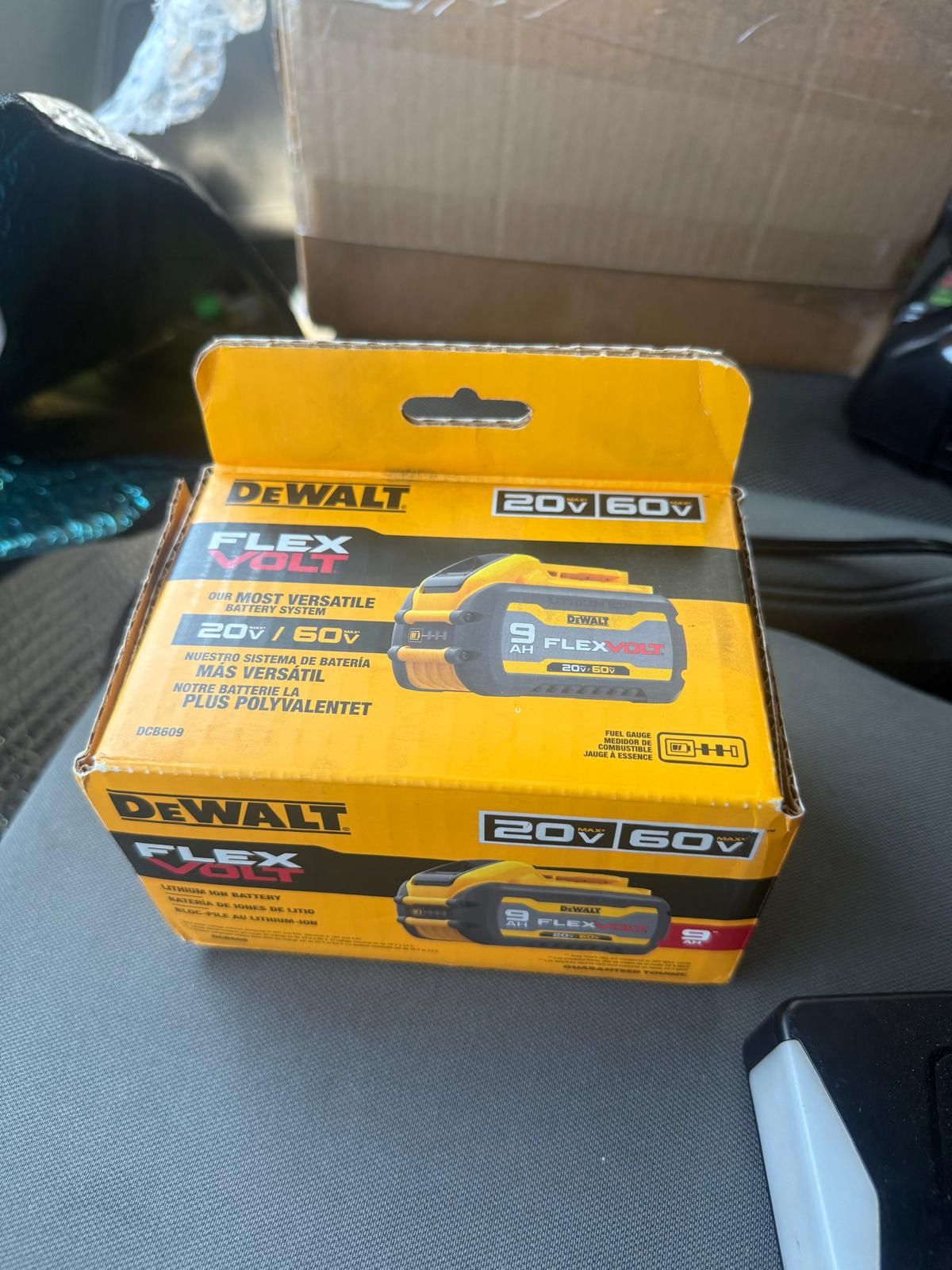 FLEXVOLT 20V/60V MAX Lithium-Ion 9.0Ah Battery 867