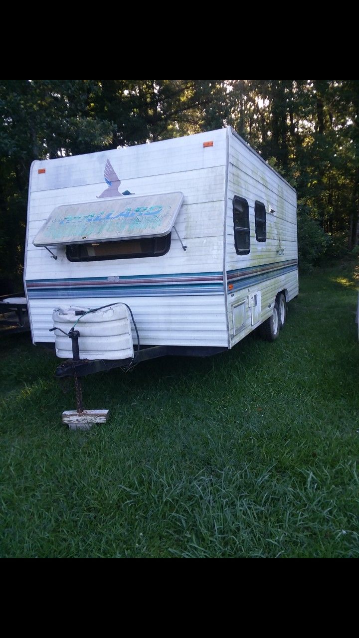 1993 pull-behind camper very nice everything work AC heat need a little inside work d1 text {contact info removed}