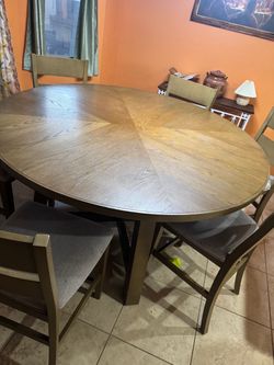 Dining table with 6 chairs