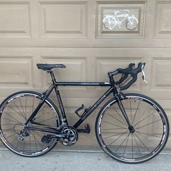 Motobecane Vent Noir Roadbike