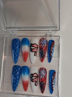 Press on nails