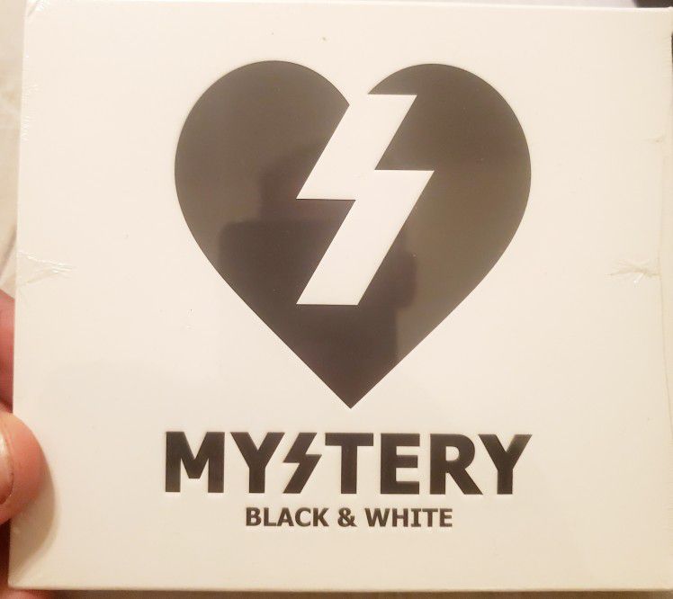 MYSTERY-"Black & White" - Skateboarding Dvd/ NEW ! still Plastic Wrapped 
