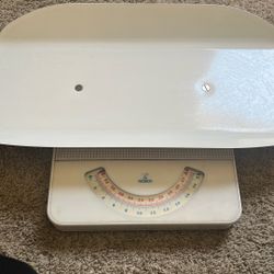 Vintage Baby/pet Scale 