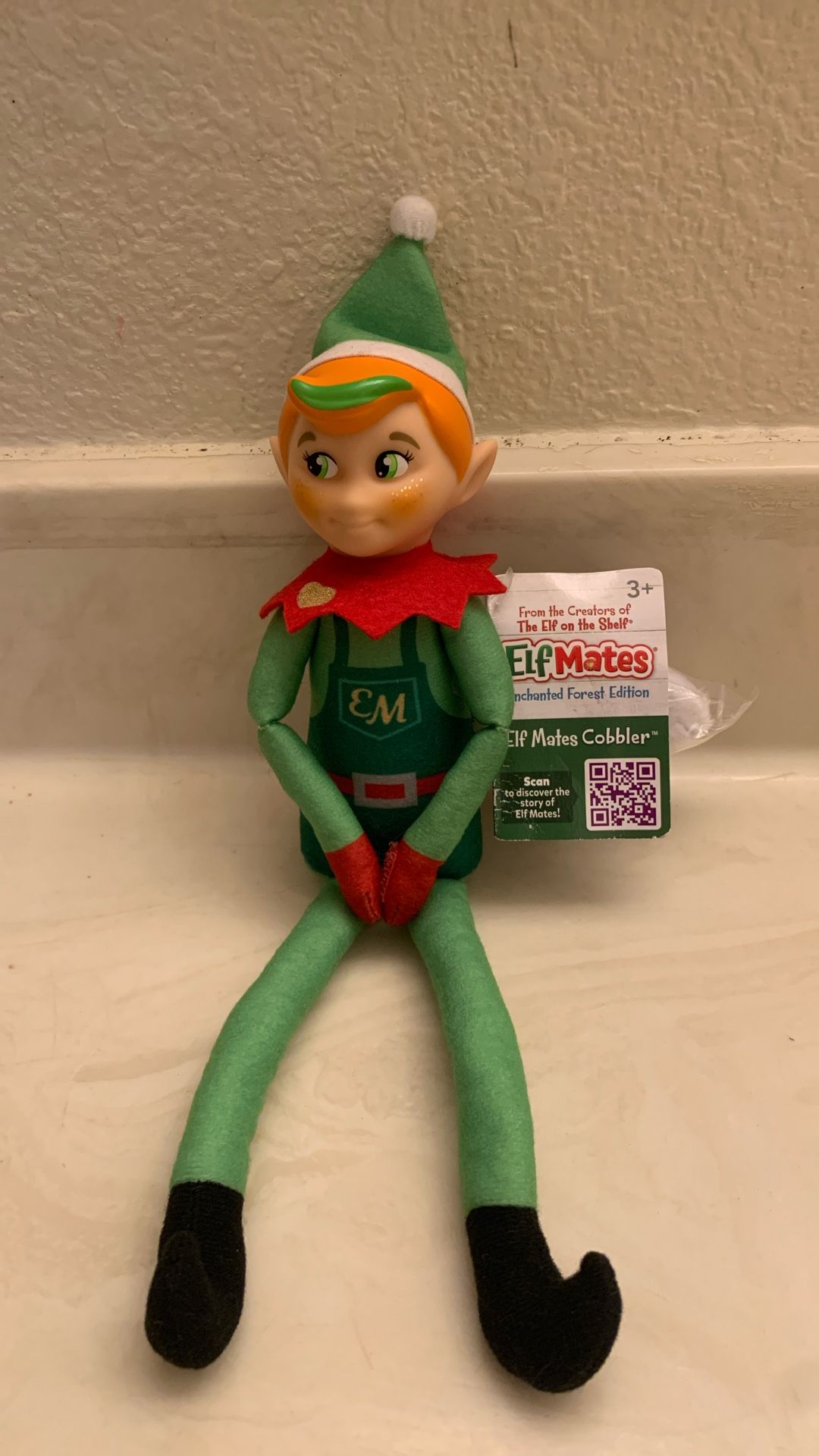 The Elf On The Shelf ELF MATES Enchanted Forest Edition ELF Mates Cobbler 12” Includes Scarf /Earmuffs